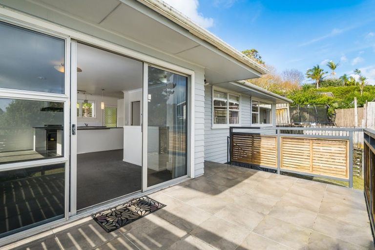 Photo of property in 62 Stott Avenue, Birkdale, Auckland, 0626