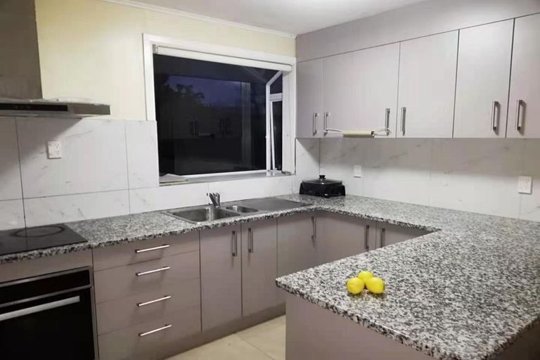 Photo of property in 15 Pelorus Place, Pakuranga, Auckland, 2010