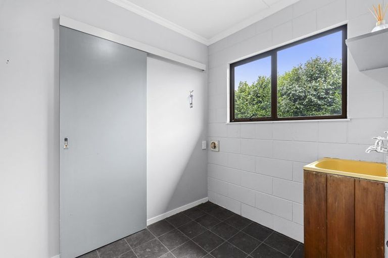Photo of property in 39 Trelawney Crescent, Westown, New Plymouth, 4310
