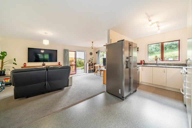 Photo of property in 26 Omapere Street, Waitangirua, Porirua, 5024