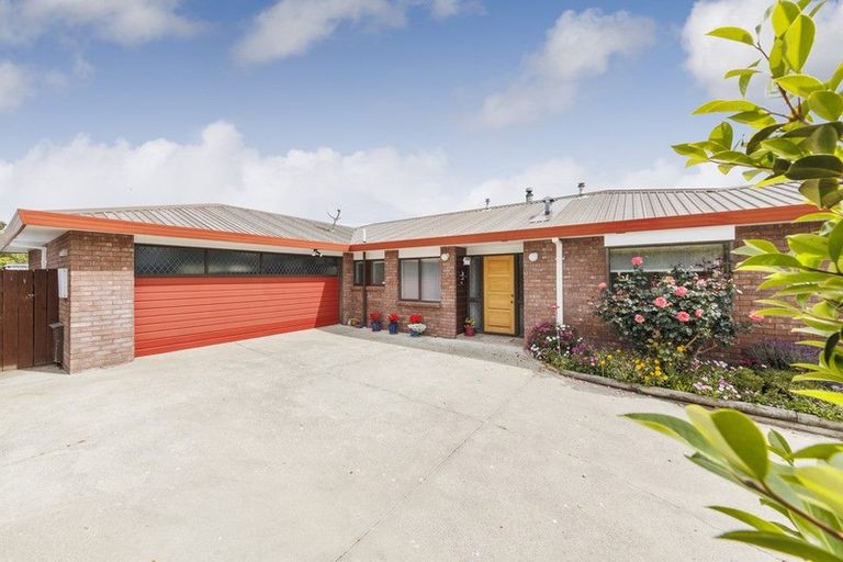 Photo of property in 8 Colorado Crescent, Milson, Palmerston North, 4414