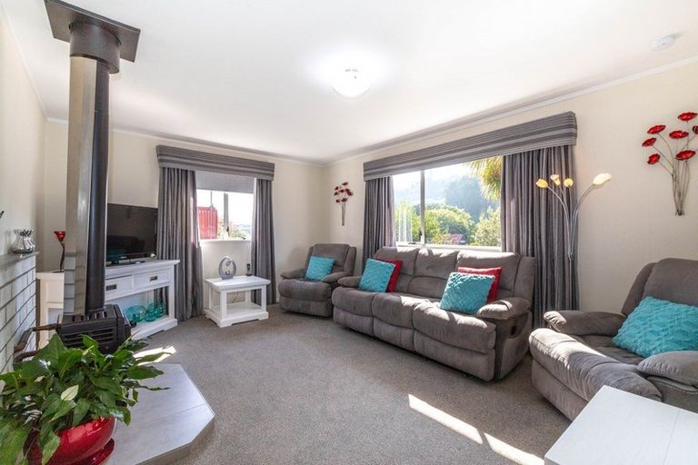 Photo of property in 366 Kaikorai Valley Road, Bradford, Dunedin, 9011