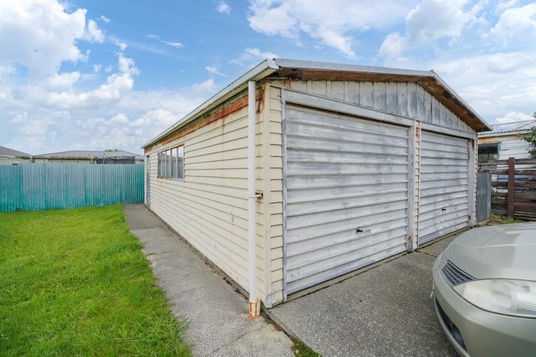 Photo of property in 8 Burns Street, Kew, Invercargill, 9812