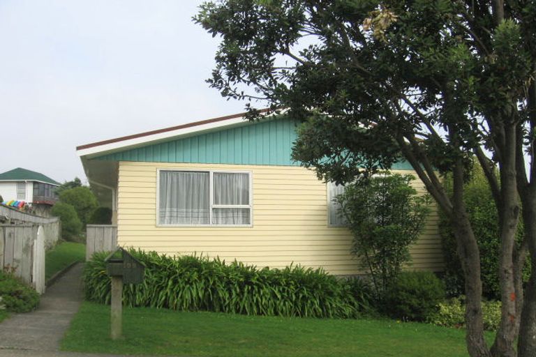 Photo of property in 109 Conclusion Street, Ascot Park, Porirua, 5024