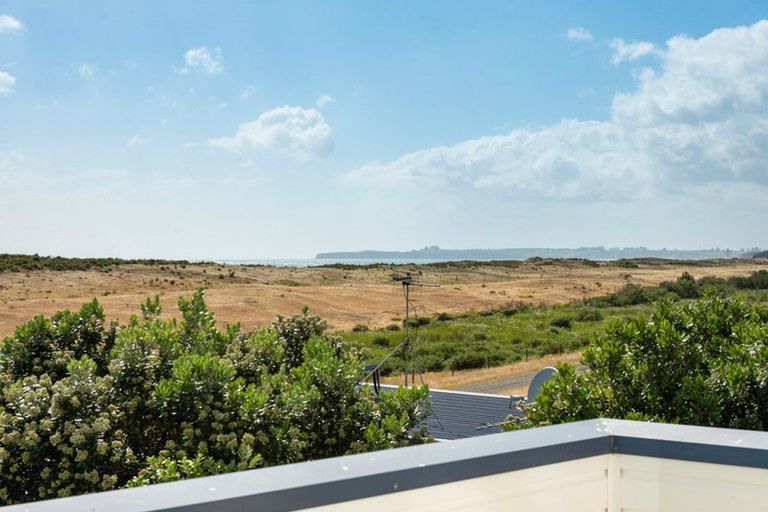 Photo of property in 1338 Papamoa Beach Road, Papamoa Beach, Papamoa, 3118