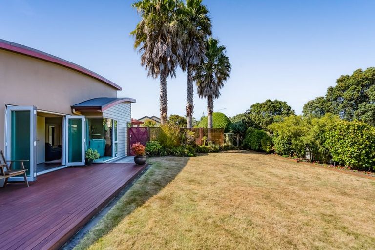 Photo of property in 2 Parkvue Drive, Bell Block, New Plymouth, 4312