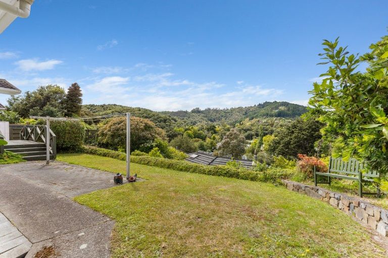 Photo of property in 51 Sunbrae Drive, Silverstream, Upper Hutt, 5019