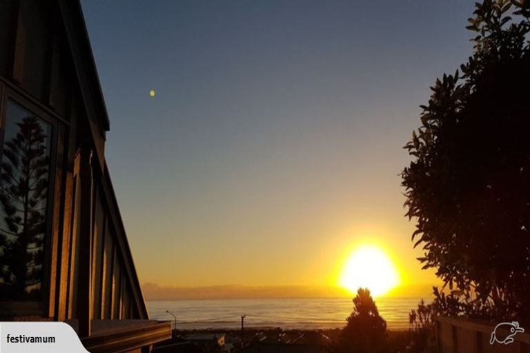 Photo of property in 5 Stanton Crescent, Karoro, Greymouth, 7805