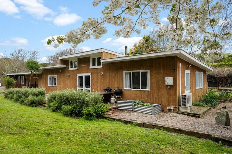 Photo of property in 535 Ohariu Valley Road, Ohariu, Wellington, 6037