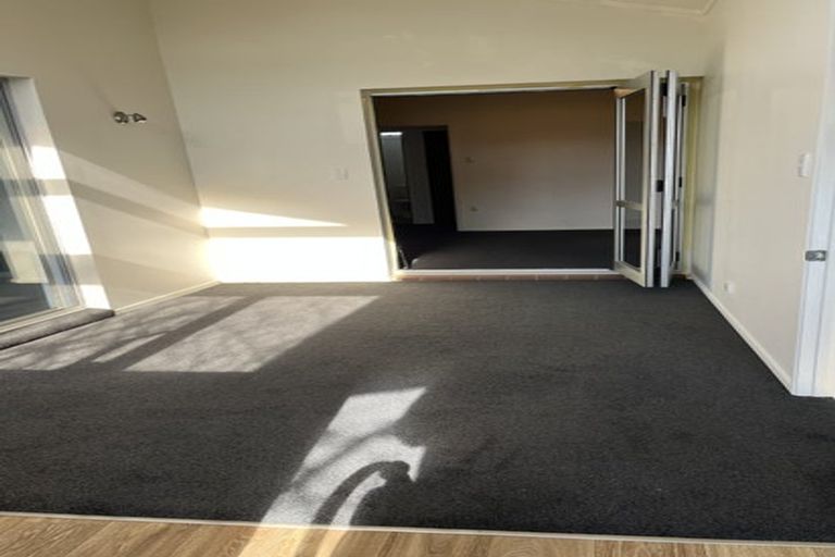 Photo of property in 23a Fulford Street, New Plymouth, 4310