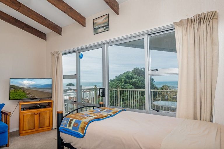 Photo of property in 69 Akitio Esplanade, Akitio, Pongaroa, 4991