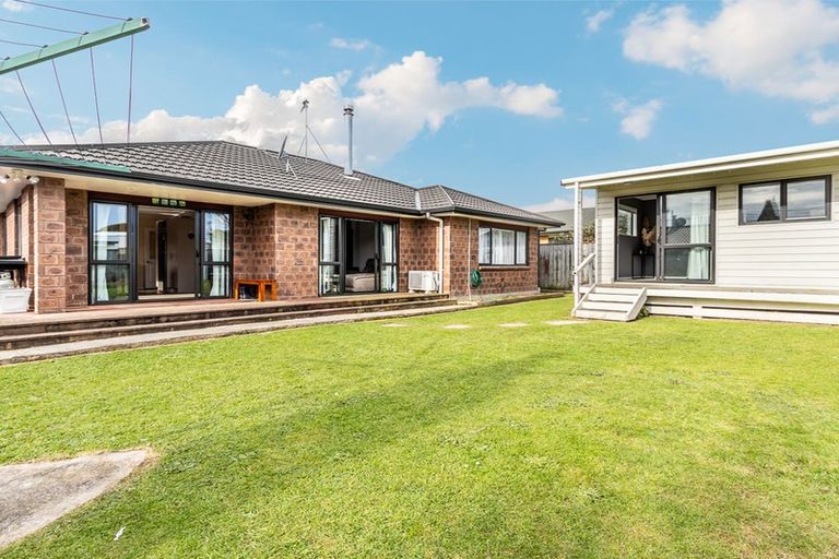 Photo of property in 4 Belle Maison Court, Levin, 5510