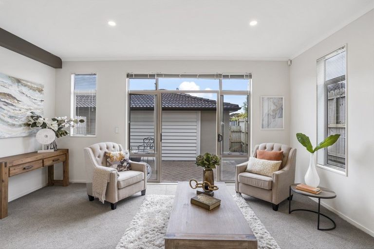 Photo of property in 115 Baverstock Road, Flat Bush, Auckland, 2016