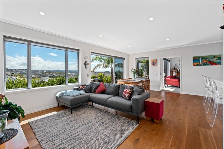 Photo of property in 20 Arriere Lane, Silverdale, 0932