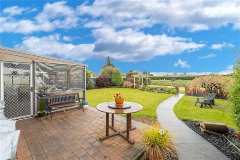 Photo of property in 27 Soper Road, Mosgiel, 9024