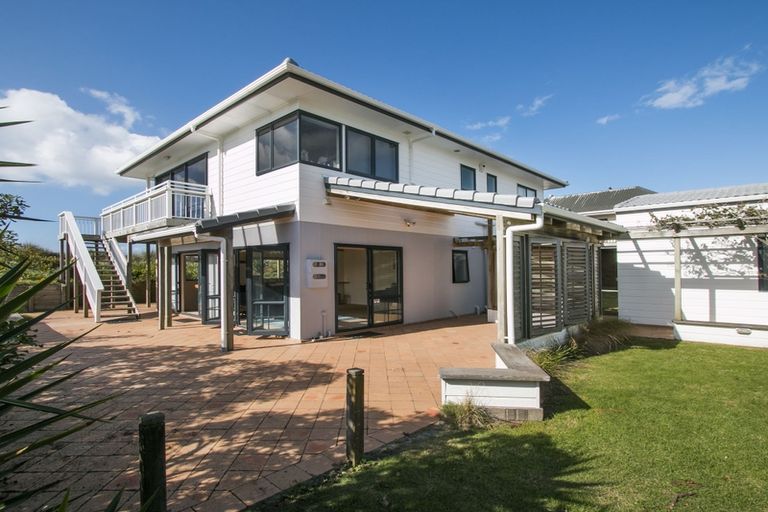 Photo of property in 51 Broadway Road, Waihi Beach, 3611