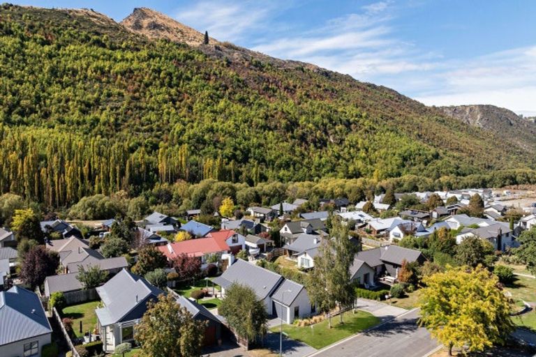 Photo of property in 101 Devon Street, Arrowtown, 9302