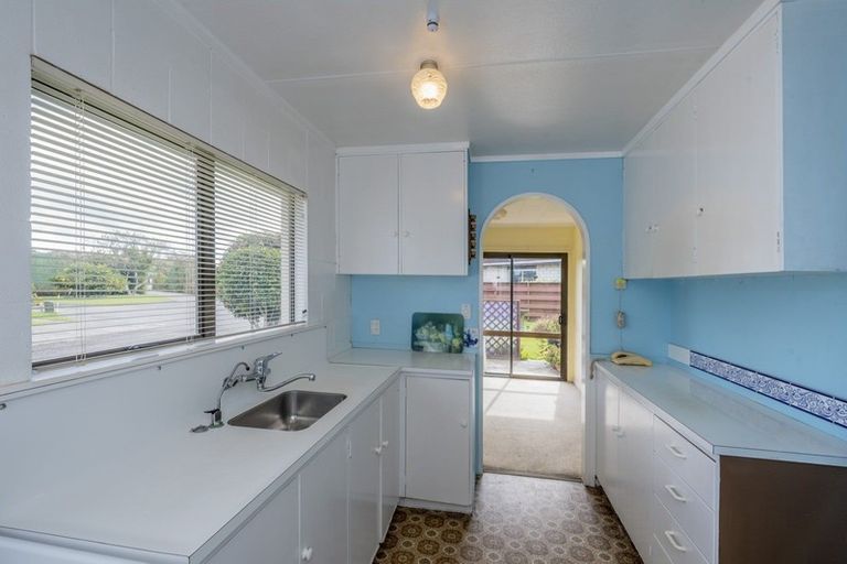 Photo of property in 38c Te Rauparaha Street, Otaki, 5512