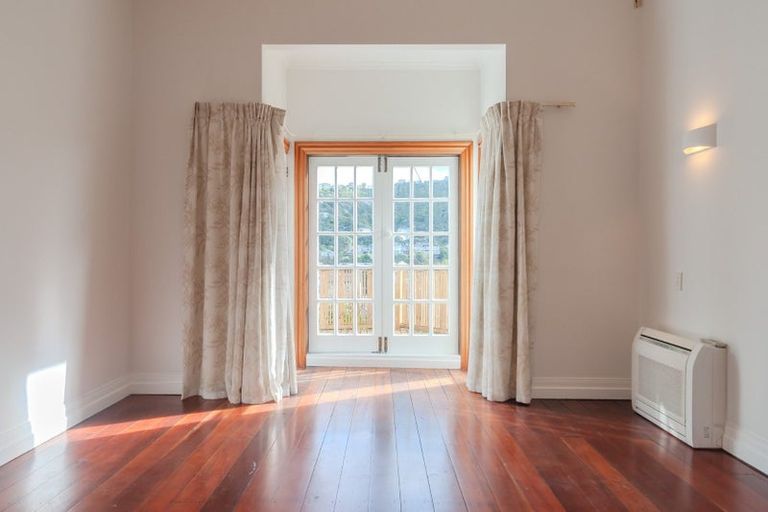 Photo of property in 195 Clyde Street, Island Bay, Wellington, 6023