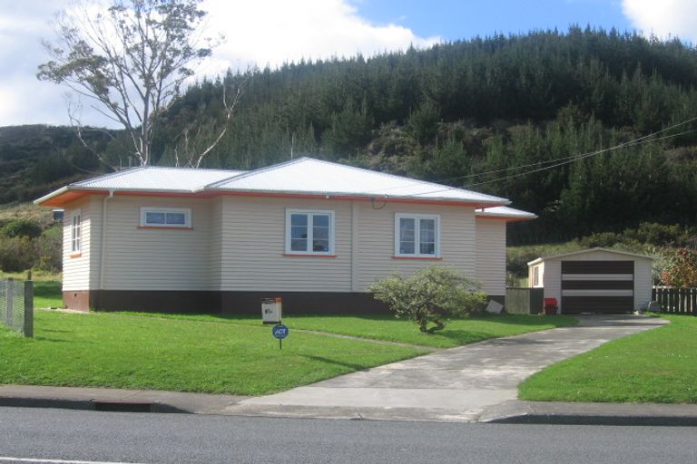 Photo of property in 85a George Street, Hikurangi, 0114