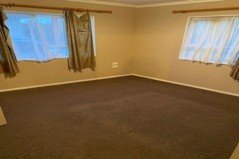 Photo of property in 10a Whenua View, Titahi Bay, Porirua, 5022