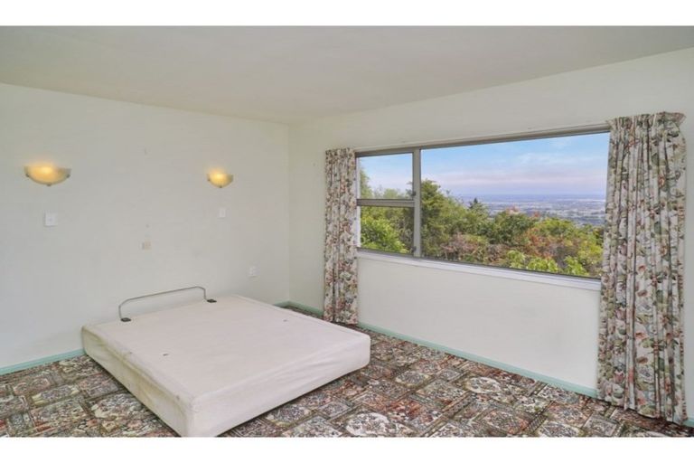 Photo of property in 193 Dyers Pass Road, Cashmere, Christchurch, 8022