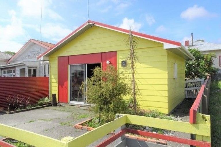 Photo of property in 21 Thompson Street, Greymouth, 7805