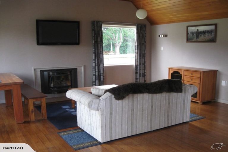 Photo of property in 49 Main Street, Otautau, 9610