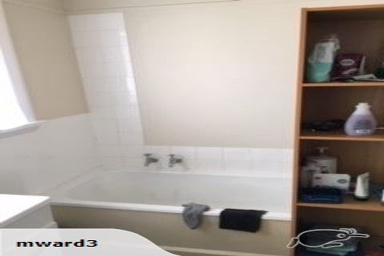 Photo of property in 72 Kahu Road, Fendalton, Christchurch, 8041