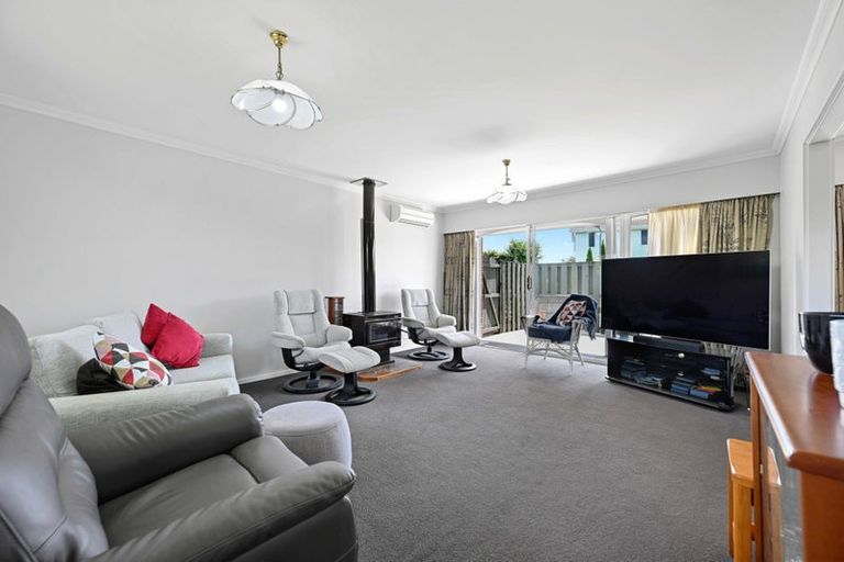 Photo of property in 18 Bernard Street, Chedworth, Hamilton, 3210