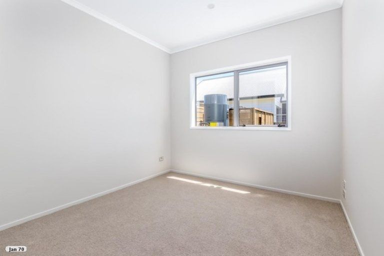 Photo of property in 9 Weta Road, Hobsonville, Auckland, 0616