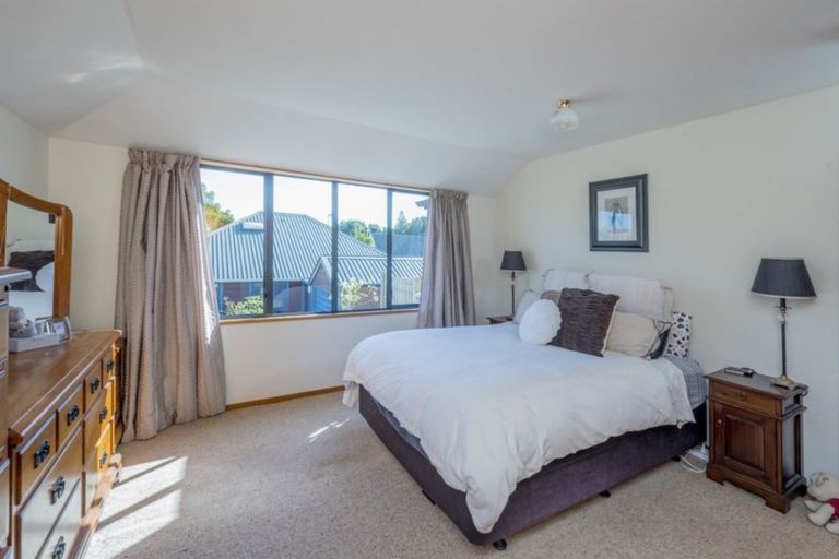 Photo of property in 46a Seddon Street, Waikanae, 5036