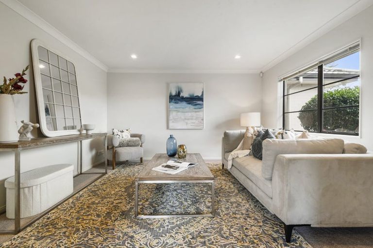 Photo of property in 94 Oakway Drive, Schnapper Rock, Auckland, 0632