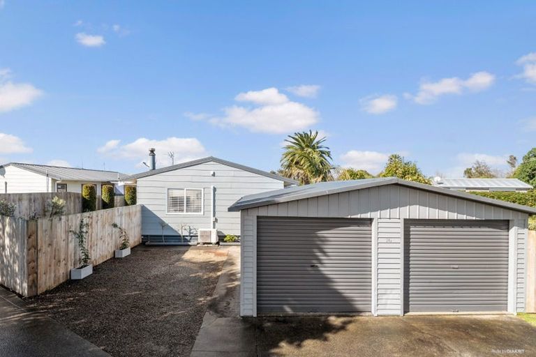 Photo of property in 24a Puriri Road, Pukekohe, 2120