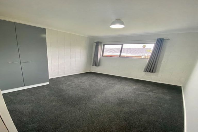 Photo of property in 9b Rishworth Avenue, Stanmore Bay, Whangaparaoa, 0932