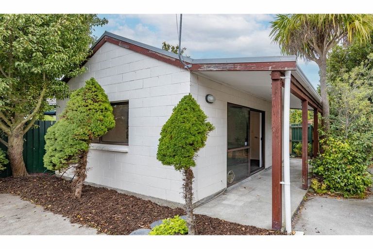 Photo of property in 70 Orrick Crescent, Avondale, Christchurch, 8061