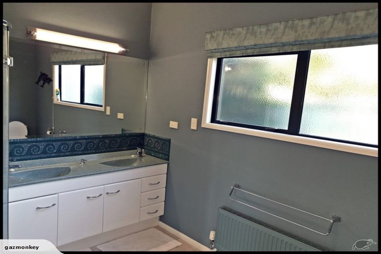 Photo of property in 27a Shelter Grove, Frankleigh Park, New Plymouth, 4310