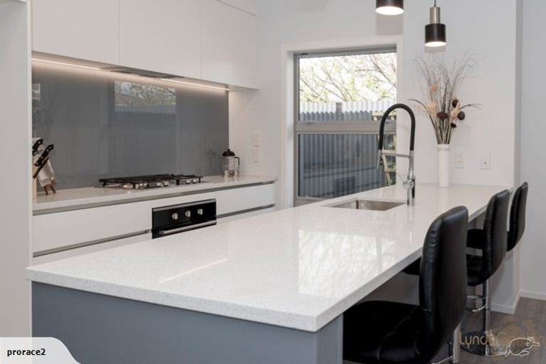 Photo of property in 73a Meeanee Road, Taradale, Napier, 4112