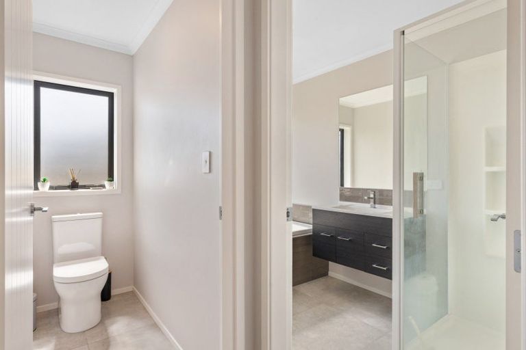 Photo of property in 21 Longstaff Drive, Bell Block, New Plymouth, 4312