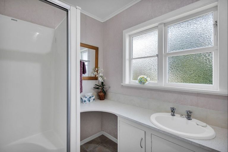 Photo of property in 3 Watene Crescent, Waitara, 4320