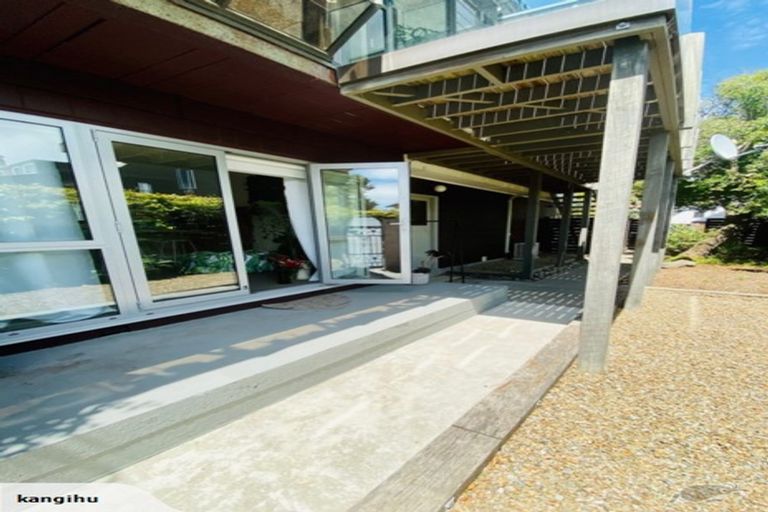 Photo of property in 1/15 Marriner Street, Sumner, Christchurch, 8081