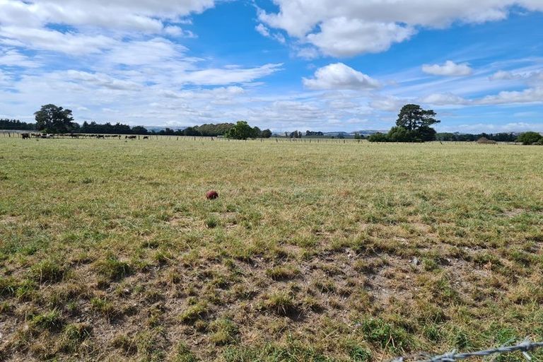 Photo of property in 27 Moore Crescent, Carterton, 5713