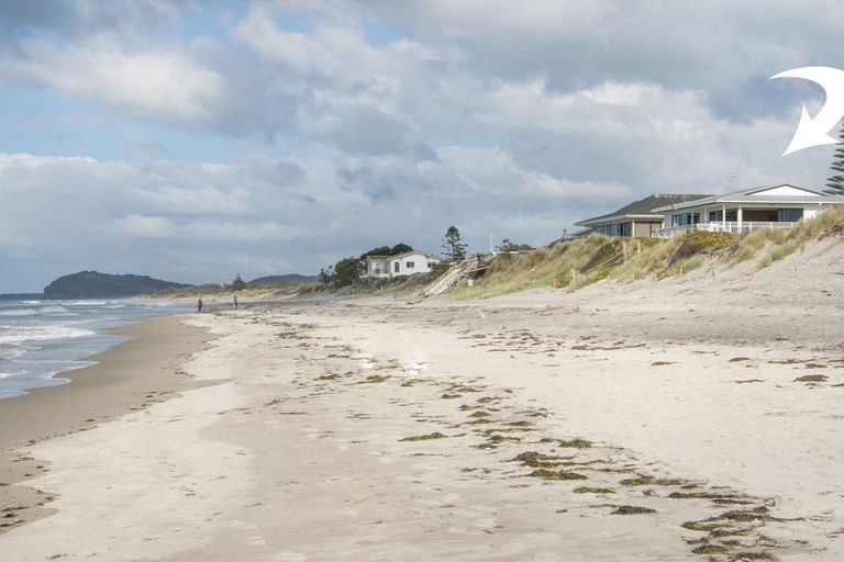 Photo of property in 51 Broadway Road, Waihi Beach, 3611