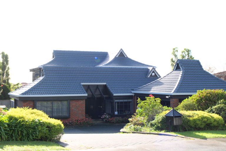 Photo of property in 2 Jolyn Place, Cockle Bay, Auckland, 2014