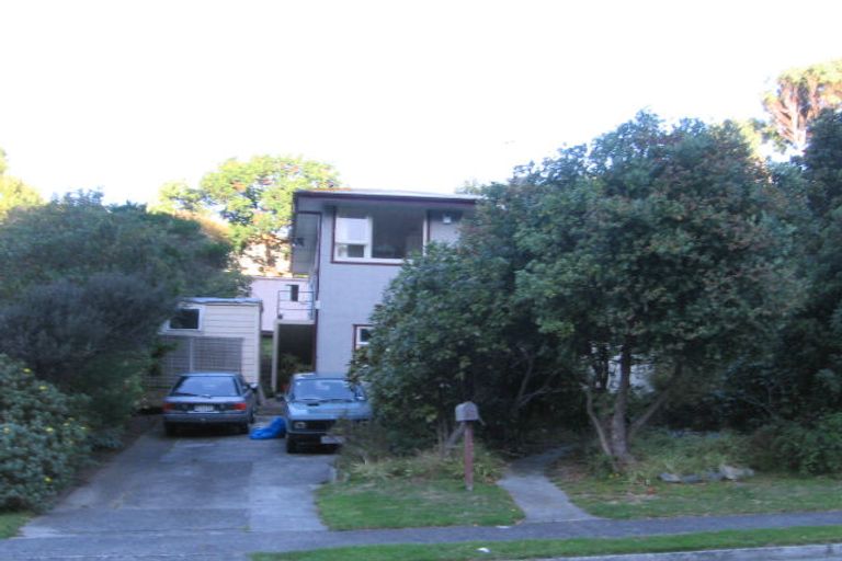 Photo of property in 63 Rangituhi Crescent, Takapuwahia, Porirua, 5022