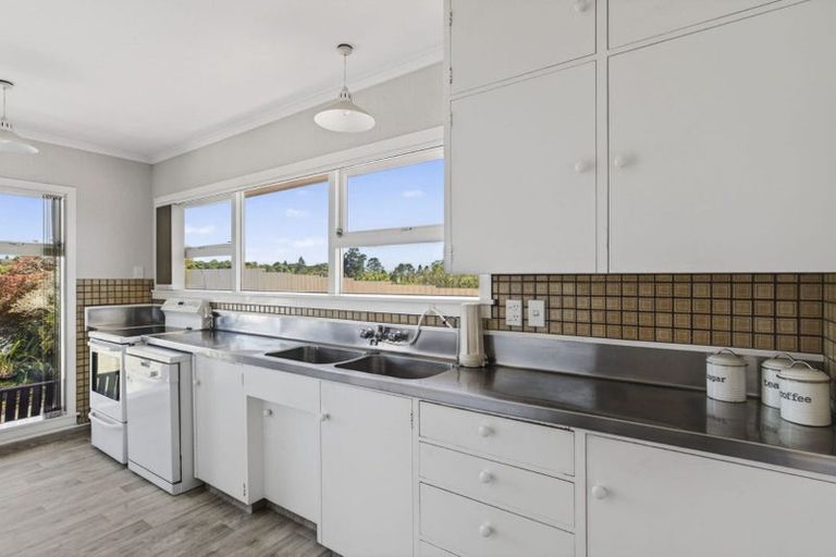 Photo of property in 12 Junction Street, Welbourn, New Plymouth, 4310