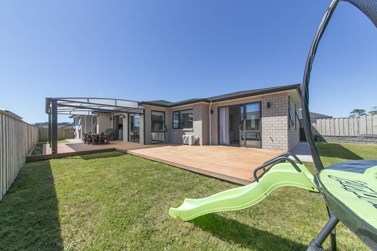 Photo of property in 14 Turpin Road, Riverhead, 0820