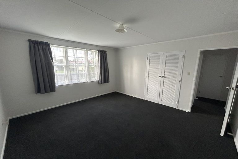 Photo of property in 36 Saint Annes Street, Levin, 5510