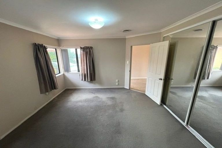 Photo of property in 25 Courtvale Place, Flat Bush, Auckland, 2019