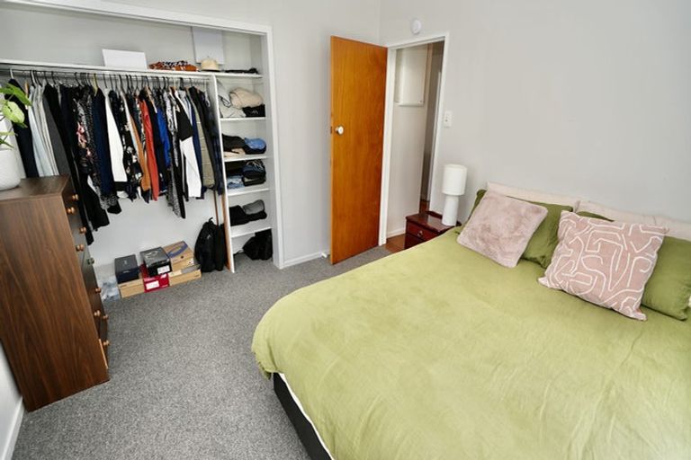 Photo of property in 43 College Street, Awapuni, Palmerston North, 4412